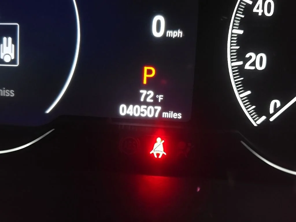 Used 2022 Black Honda EX-L image 23