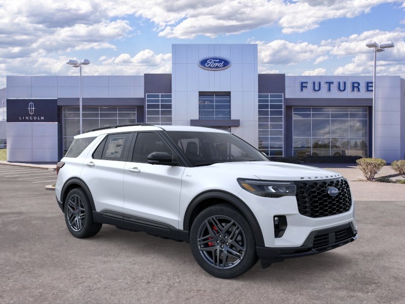 New 2026 Star White Metallic Tri-Coat Ford ST-Line image 7
