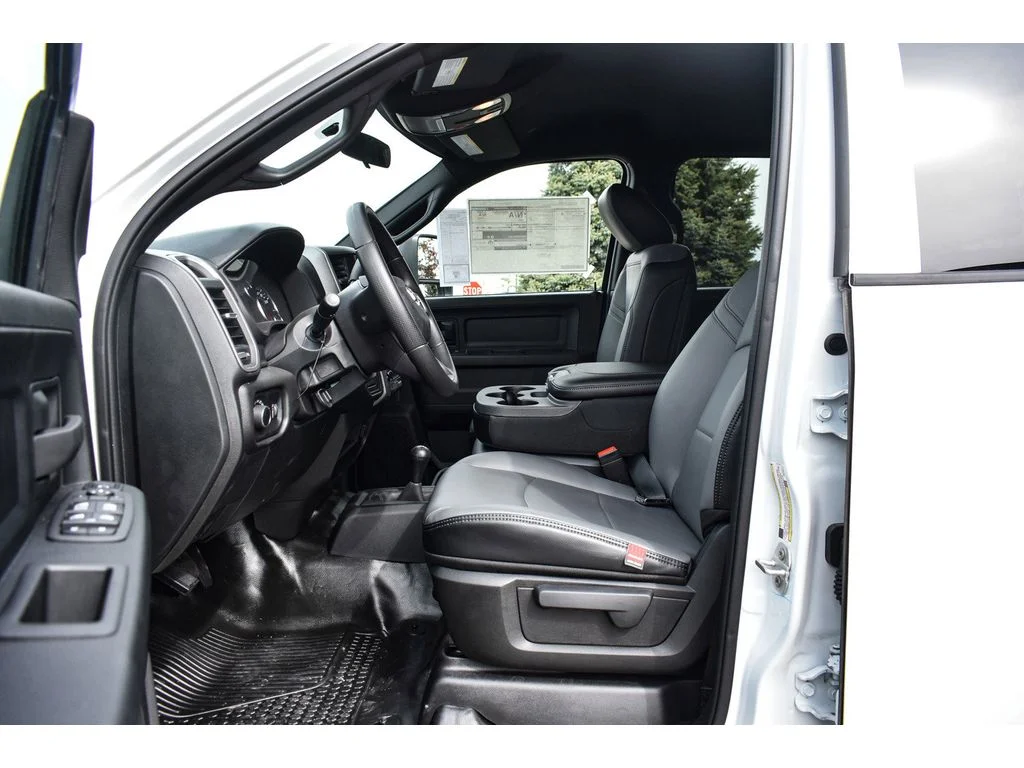 New 2024 Bright White Clearcoat Ram Tradesman image 10