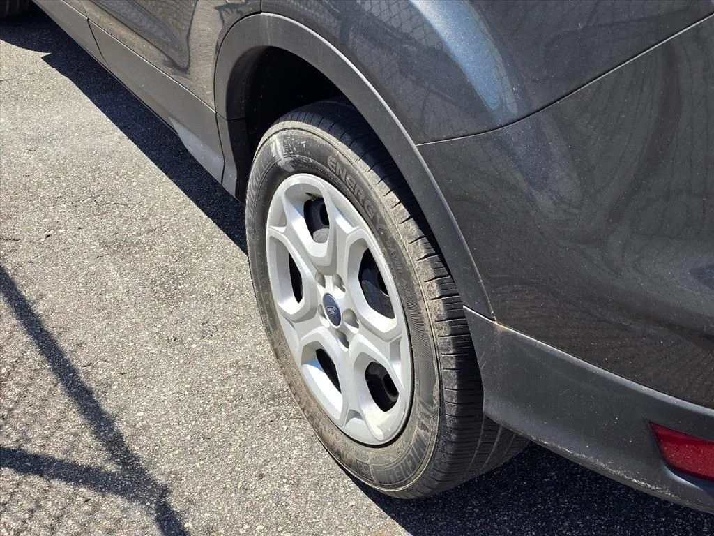 Used 2019 Gray Ford S image 19
