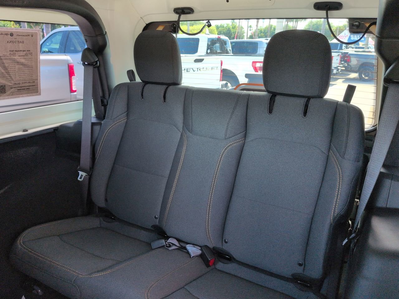 Certified Used 2025 Anvil Clear Coat Jeep Sport image 13