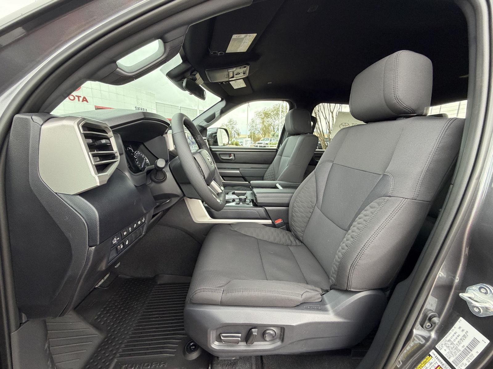 2026 Toyota Tundra SR5 - Photo 10