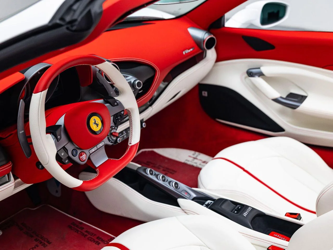Used 2022 Bianco Cervino - Extra Campionario Ferrari Spider image 43
