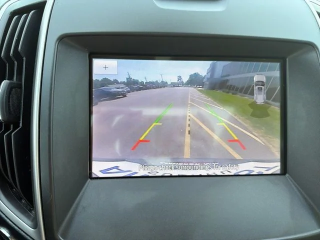Used 2020 Red Ford SEL image 21