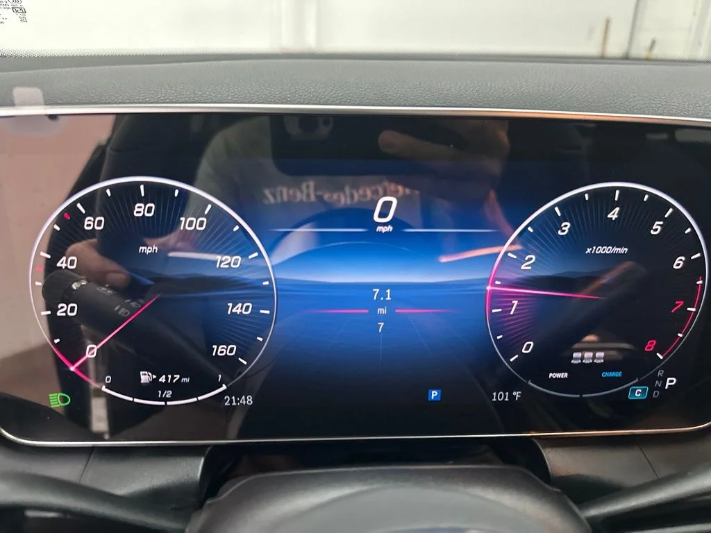 New 2027 Black Mercedes-Benz GLC 300 image 15