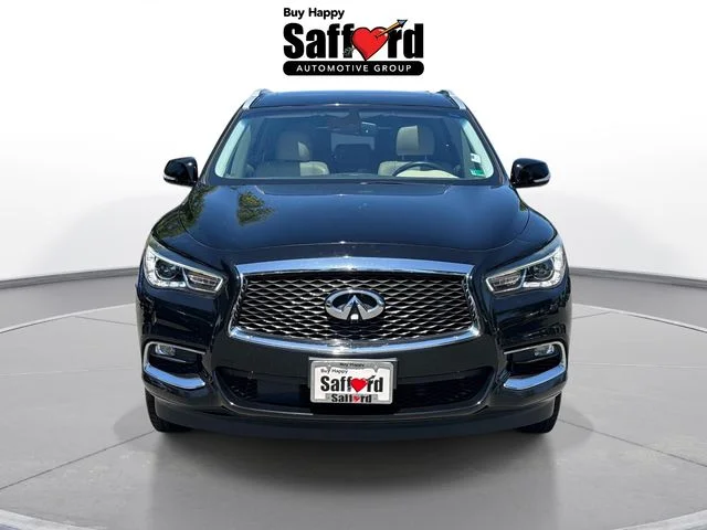 Used 2019 Black INFINITI LUXE image 8