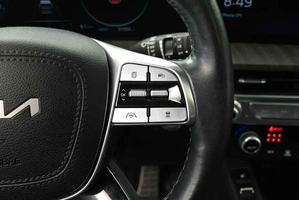 Used 2023 Blue Kia SX-Prestige image 24
