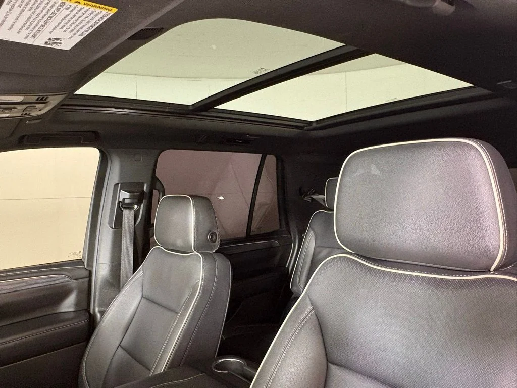 Used 2022 Beige GMC SLT image 41
