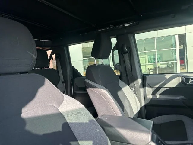 2023 Ford Bronco 4-Door Base - Photo 10