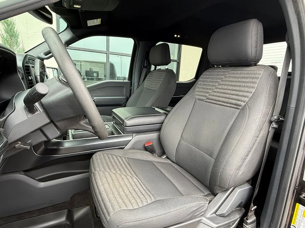 Used 2021 Black Ford XL image 7