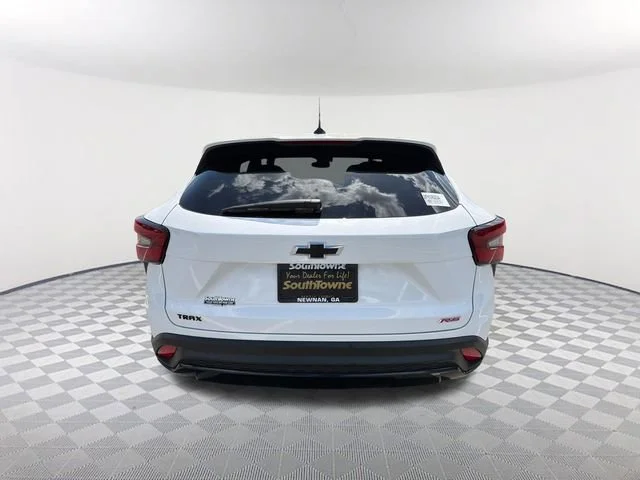 Used 2024 Summit White Chevrolet 1RS image 6