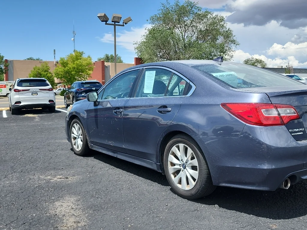 Used 2017 Carbide Gray Metallic Subaru Premium image 7