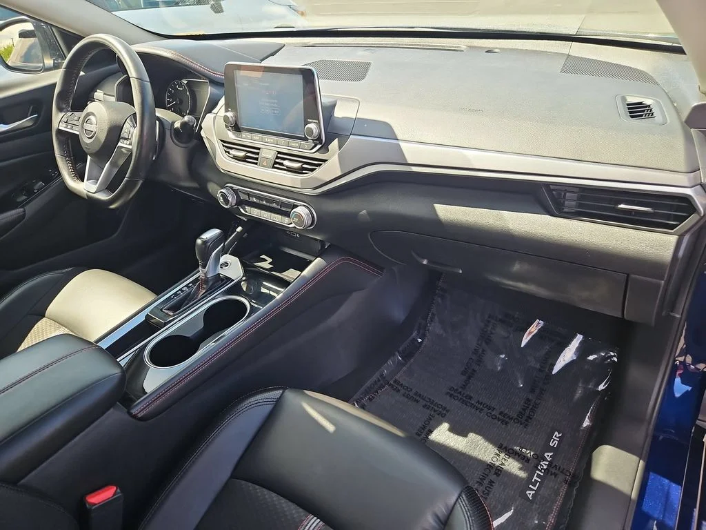 Used 2024 Deep Blue Pearl Nissan 2.5 SR image 29