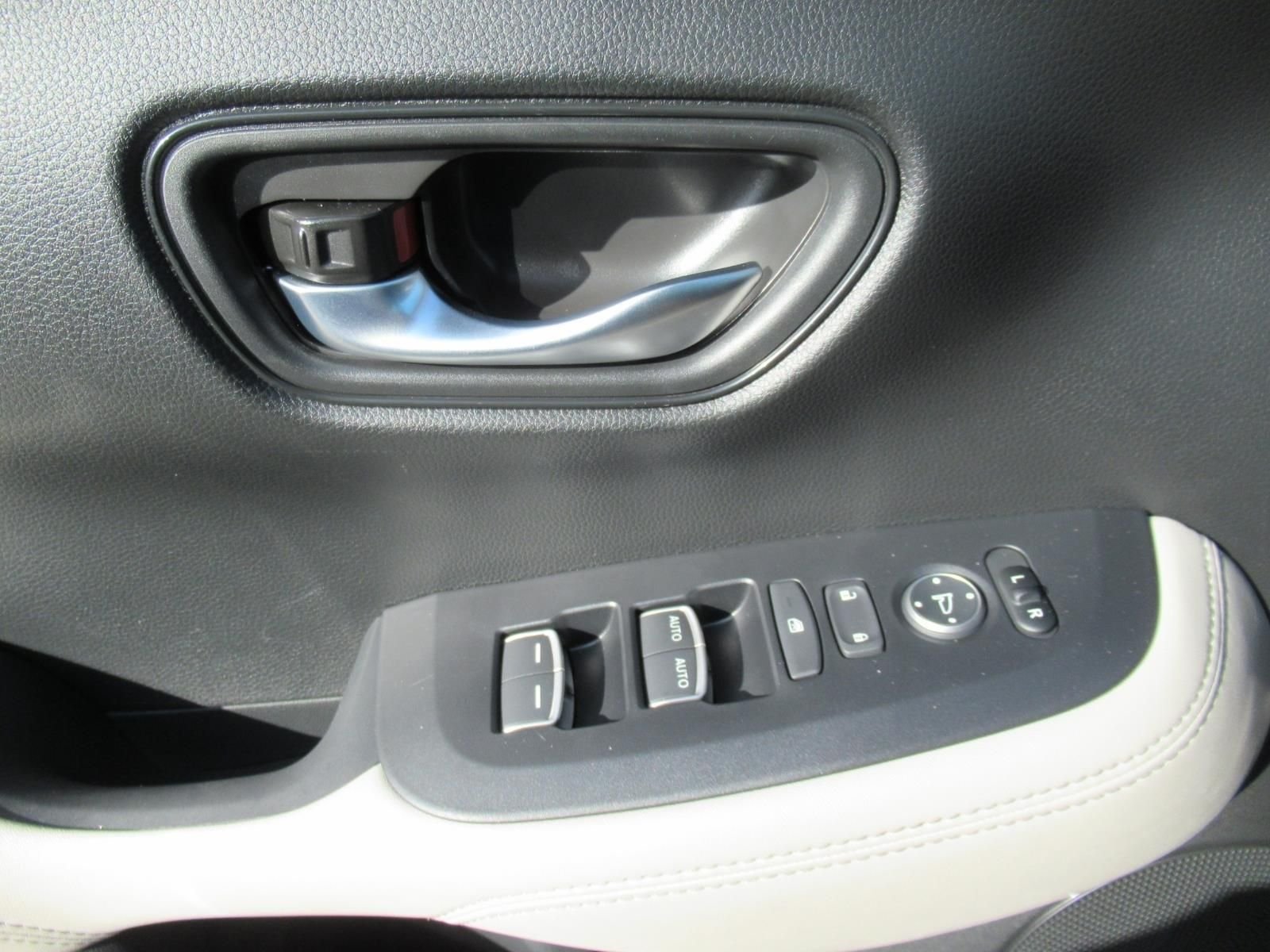 Used 2026  Honda EX-L image 21