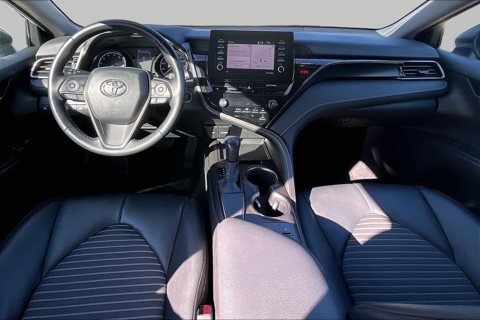 Used 2021 Super White Toyota SE image 15