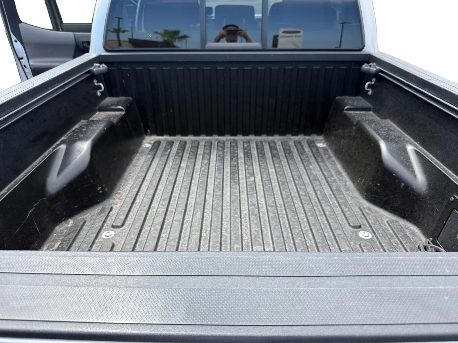 Used 2021 Silver Sky Metallic Toyota SR image 19