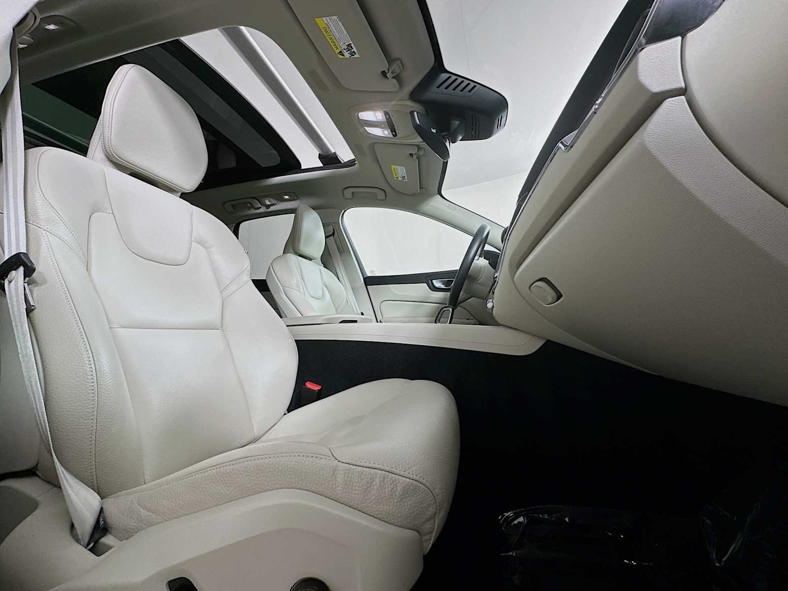 Certified Used 2024 Vapour Grey Volvo Core image 26