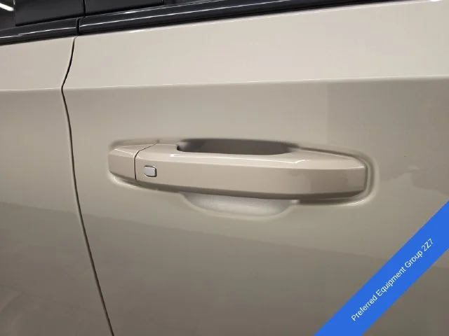 Used 2024 Empire Beige Metallic Chevrolet Z71 image 9