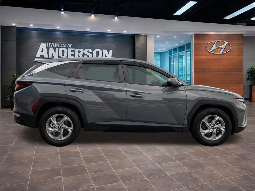 2024 Hyundai Tucson SE - Photo 13