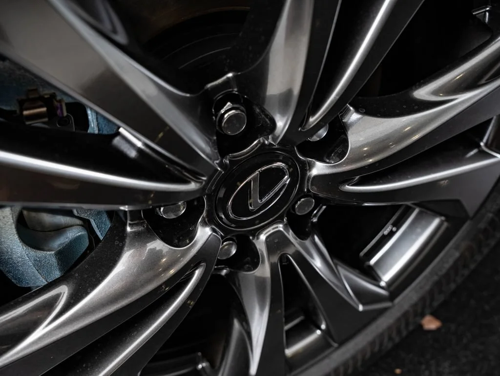 New 2026 Obsidian Roof Lexus 300h F SPORT Design image 8