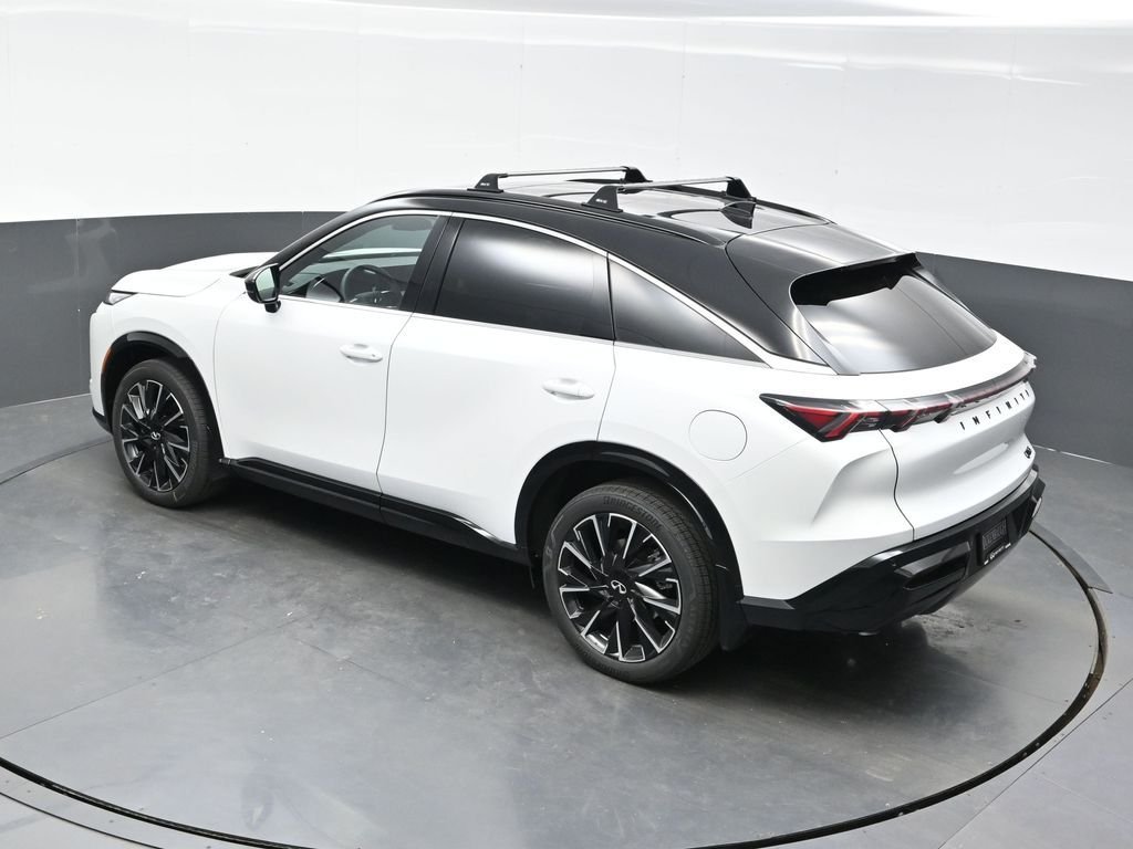 New 2027 2T RAD WHT INFINITI Autograph AWD image 46