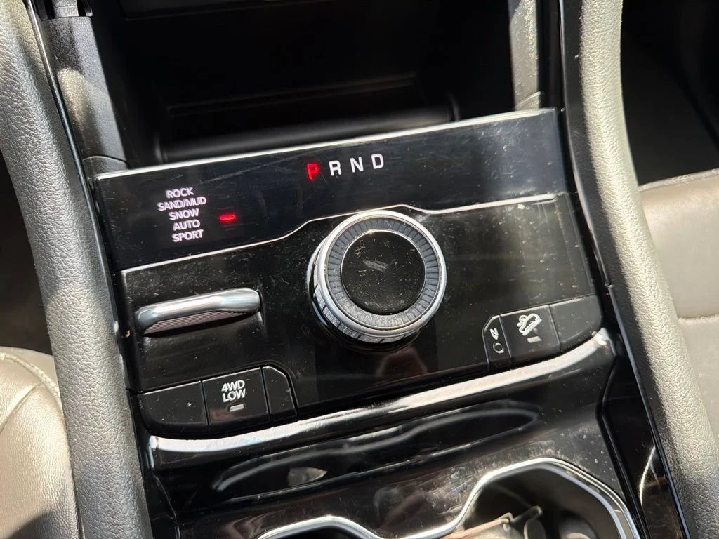 Used 2023 White Jeep 4xe image 24