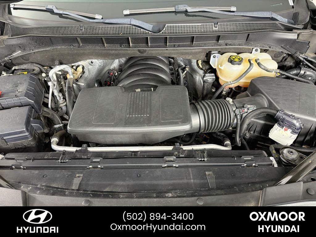Used 2023 Black Chevrolet Z71 image 32