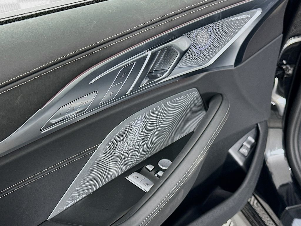 Used 2026 Black Sapphire Metallic BMW 840i image 19