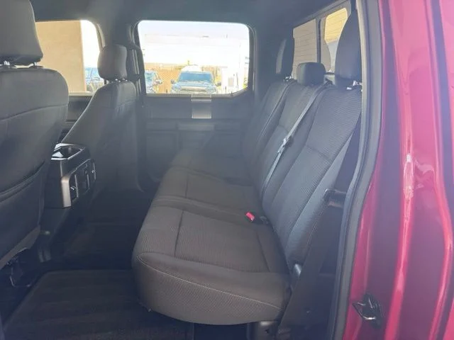 2015 Ford F-150 XLT - Photo 11