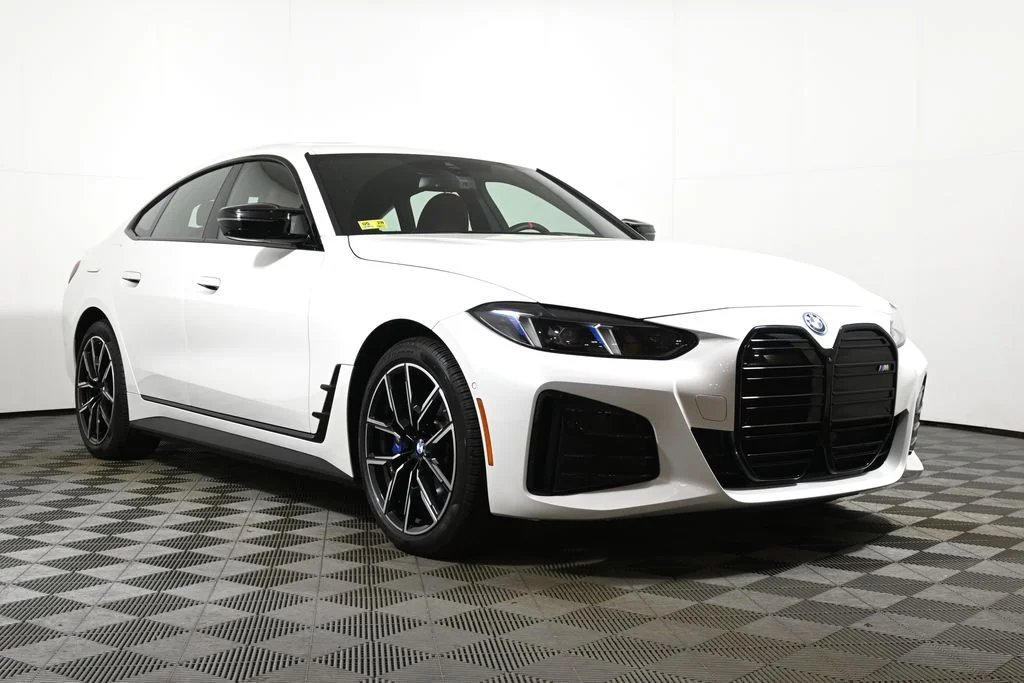 Certified Used 2025 White BMW M50 image 9