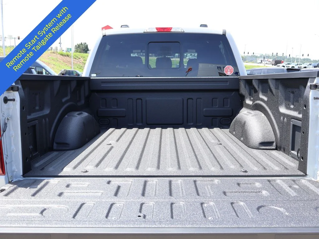 New 2026 Avalanche Ford XLT image 14