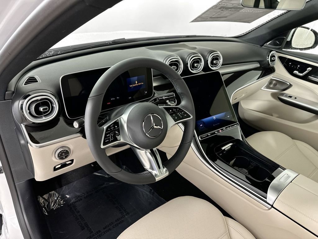 New 2026 MANUFAKTUR Moonlight White Metallic Mercedes-Benz C 300 image 43