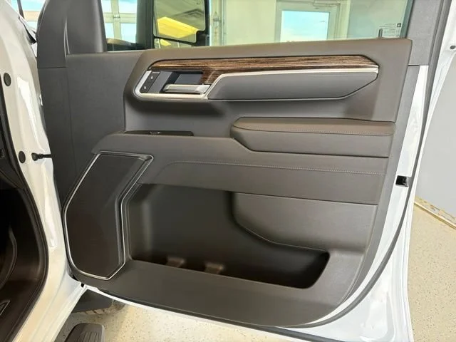 New 2026 Summit White GMC SLE image 46