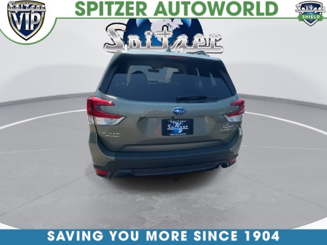 Used 2021 Green Subaru Premium image 8
