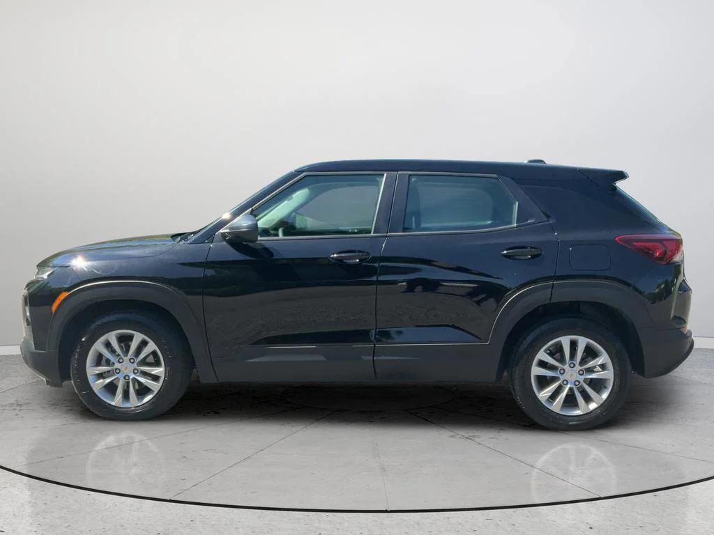 2022 Chevrolet Trailblazer LS - Photo 10