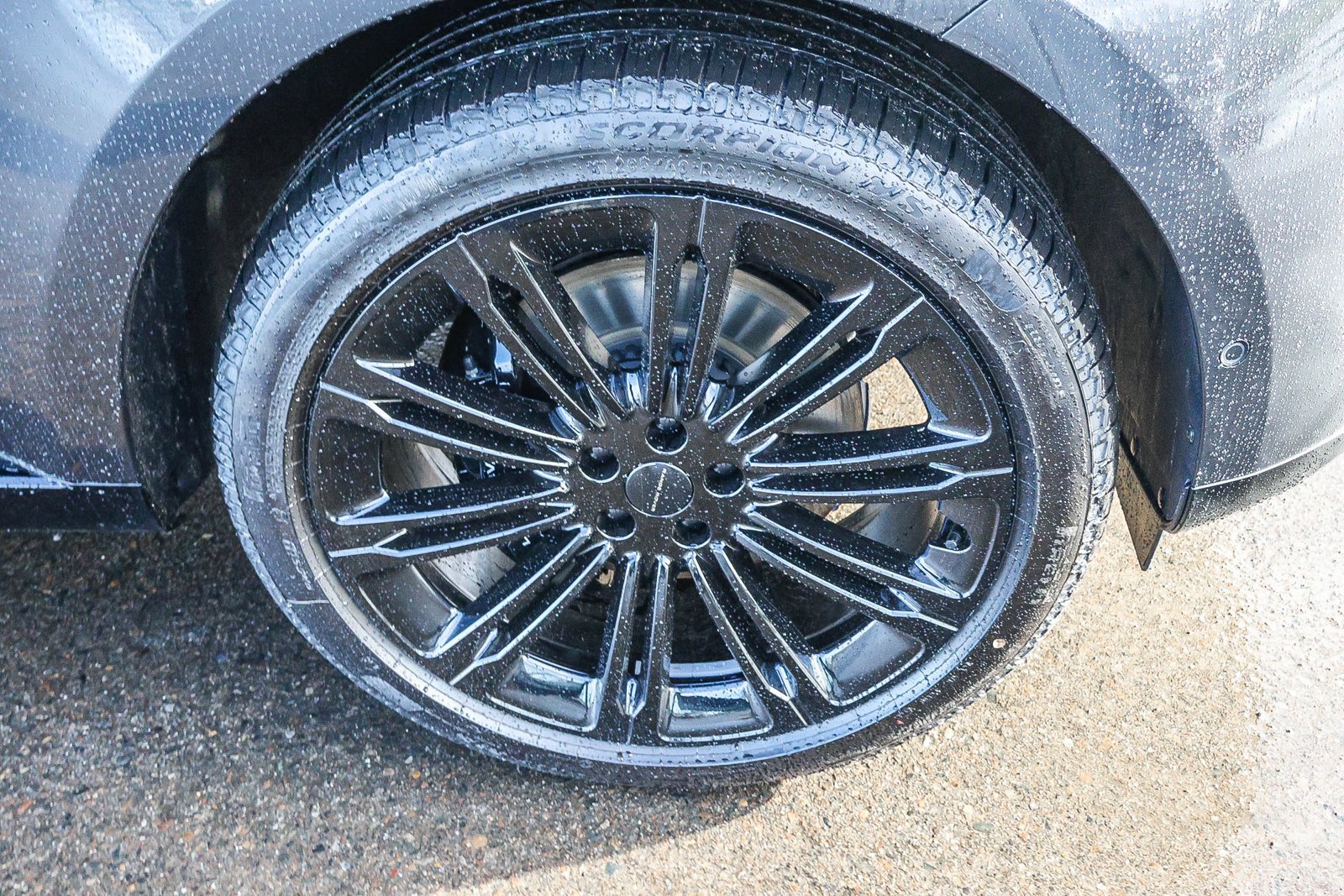 2026 Land Rover Range Rover SE - Photo 14