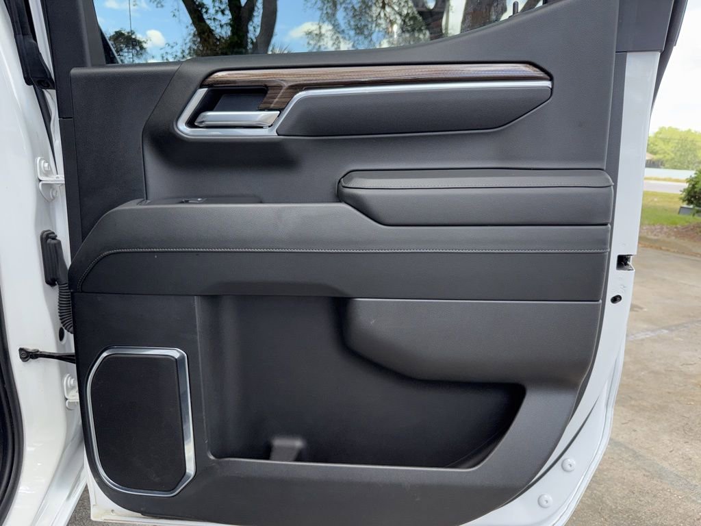 2025 Chevrolet Silverado 1500 LT - Photo 26
