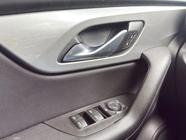 Used 2021 Silver Chevrolet LT image 25