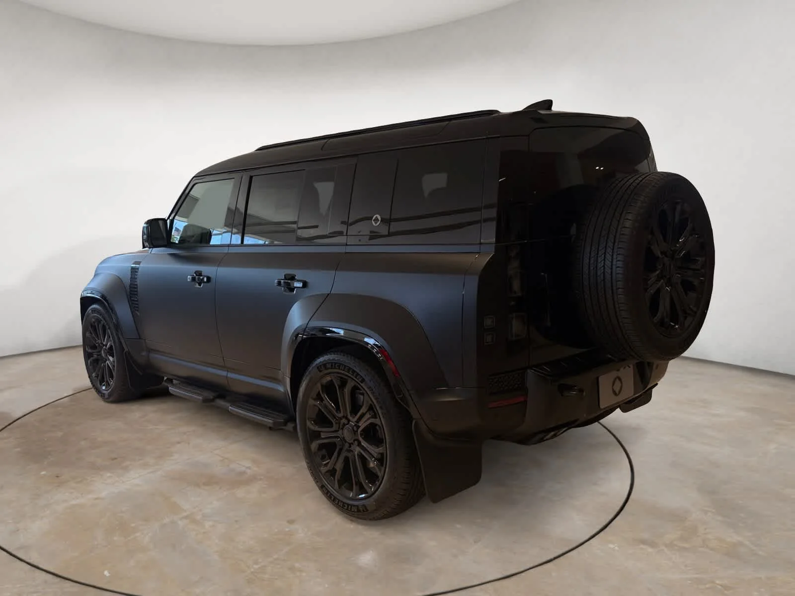New 2026 Narvik Black Land Rover OCTA Black image 3