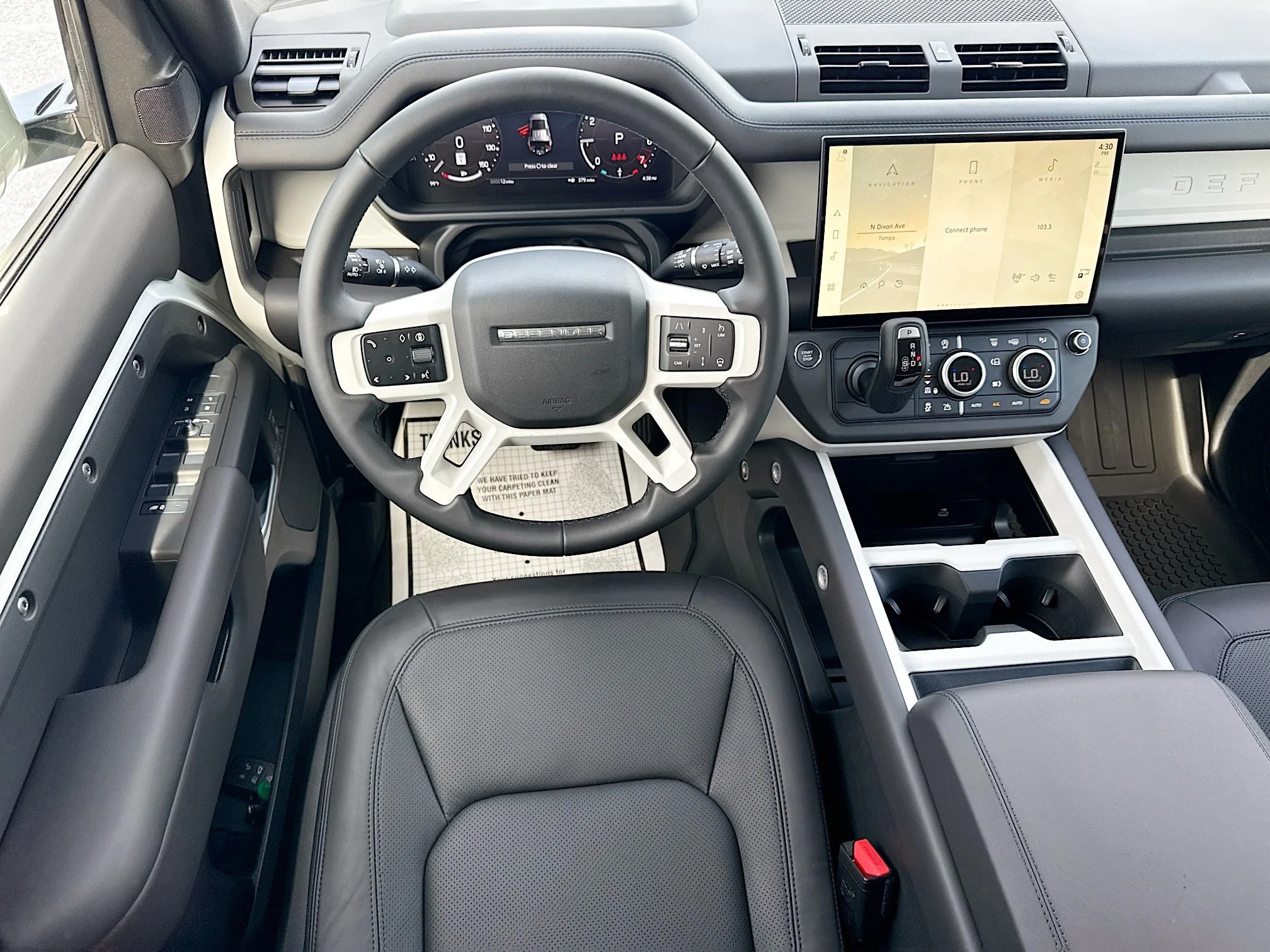 New 2026 Fuji White Land Rover X-Dynamic SE image 17