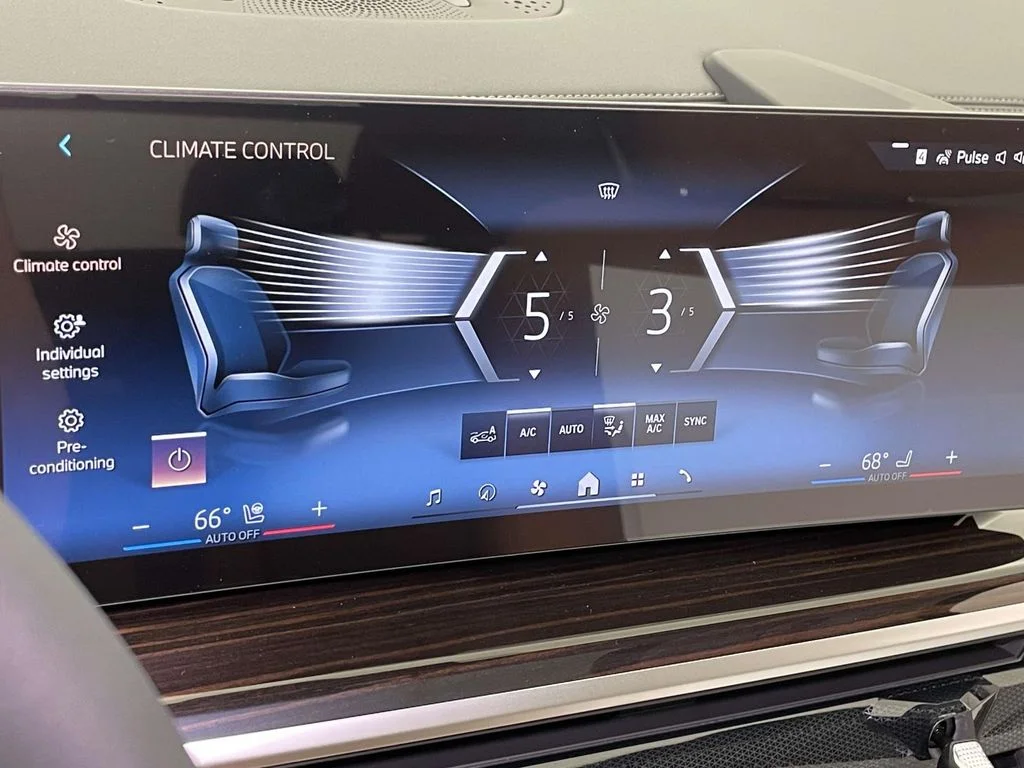 New 2027 Gray BMW xDrive40i image 30