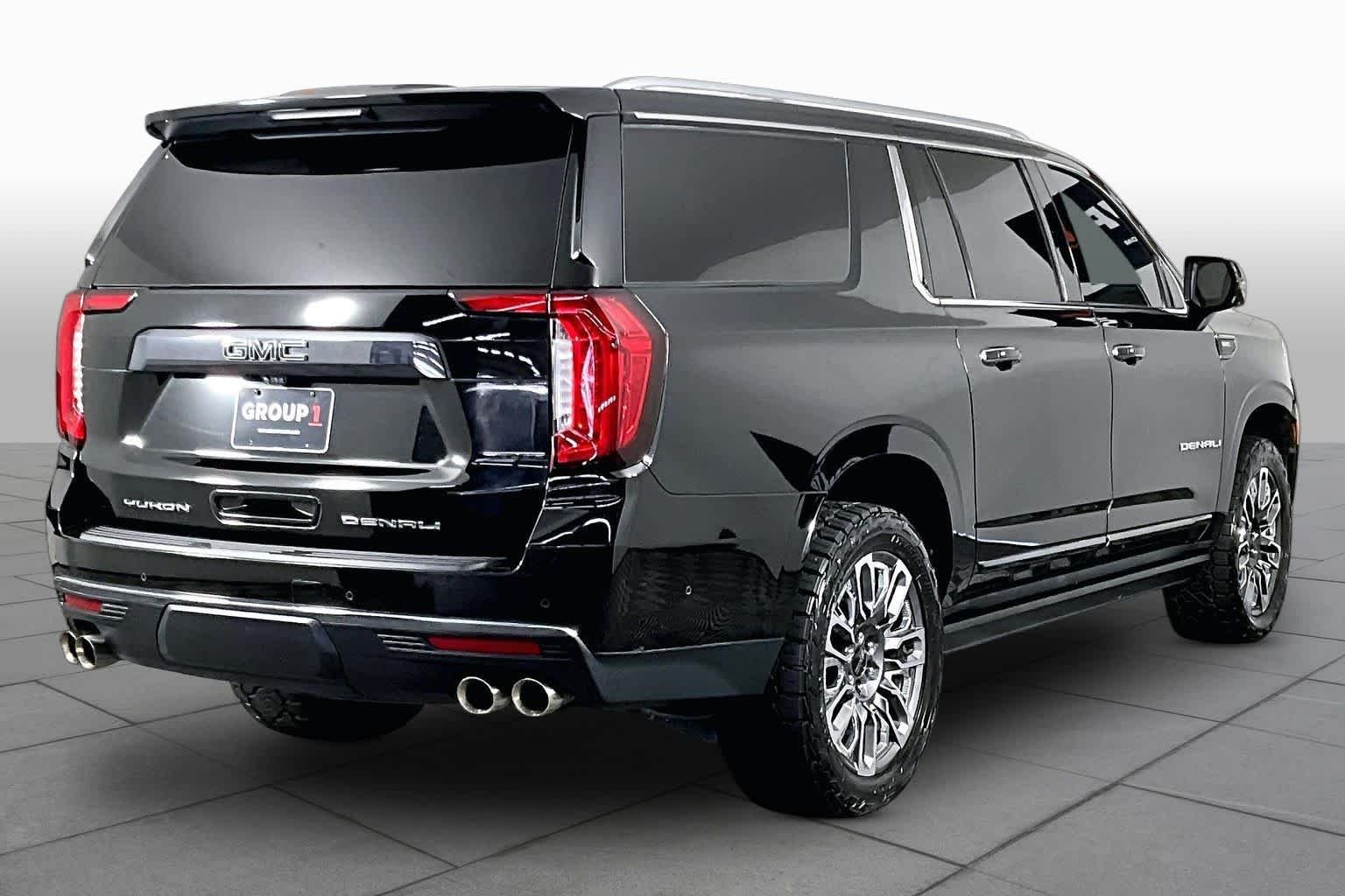 Used 2023 Onyx Black GMC Denali Ultimate image 13