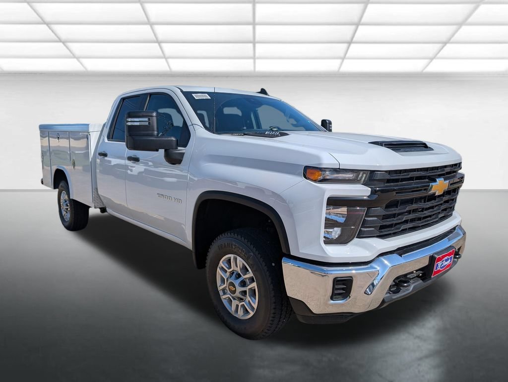 New 2026 Summit White Chevrolet WT image 1