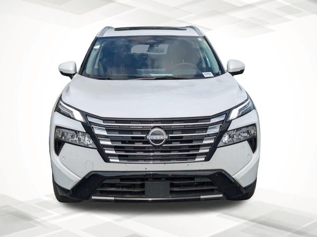 Used 2026 White Nissan Platinum image 9