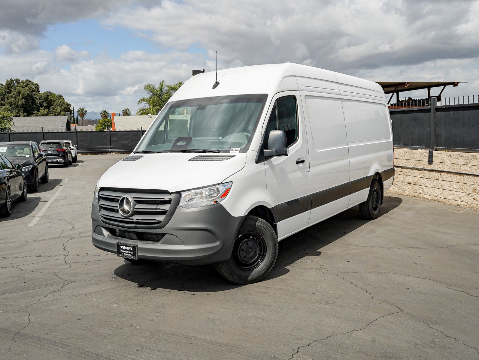 2025 Mercedes-Benz Sprinter 2500 170 WB HO High Roof's photo