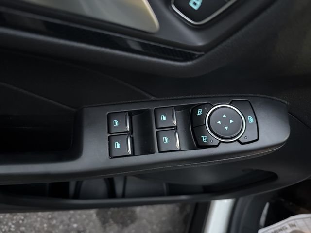 2025 Ford Escape ST-Line - Photo 13