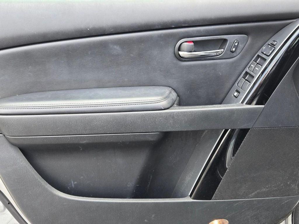 Used 2011 Silver Mazda Touring image 13