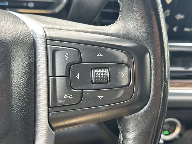 Used 2023 Black GMC Elevation image 22