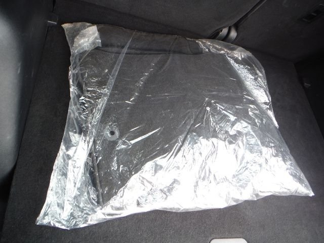 Used 2021 Black Ford S image 33