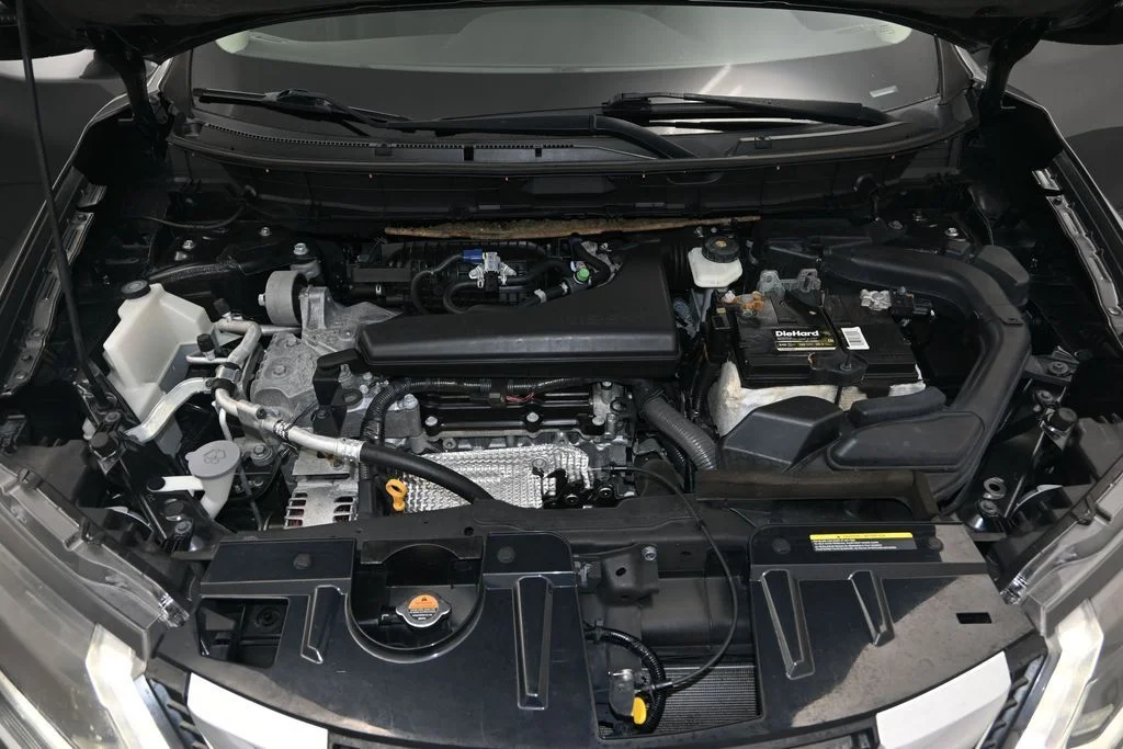 Used 2017 Gray Nissan SV image 16